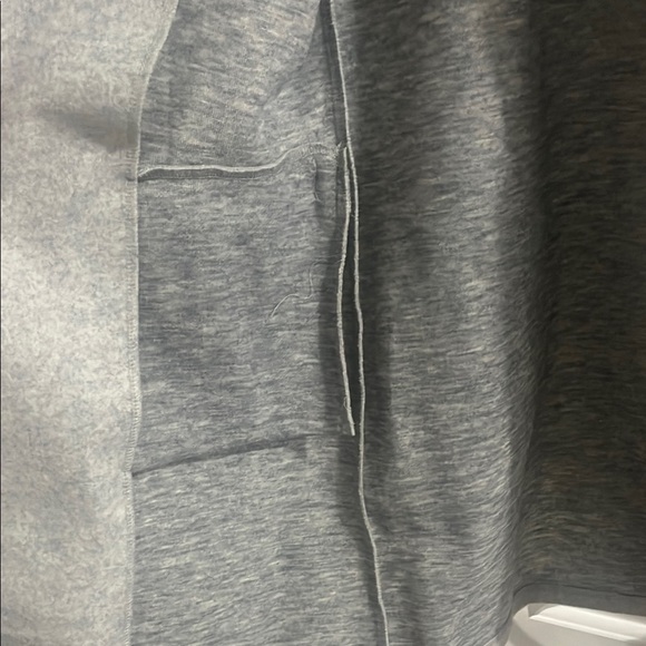 Gray Trench Coat with Long Length and Oversized Fit - Picture 4 of 6